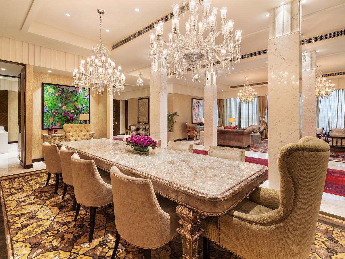 Отель Taj Santacruz Мумбаи Экстерьер фото The Imperial Suite