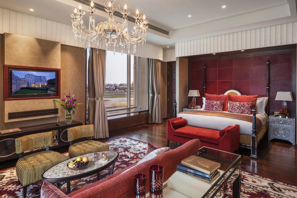 Отель Taj Santacruz Мумбаи Экстерьер фото Suite at The Imperial