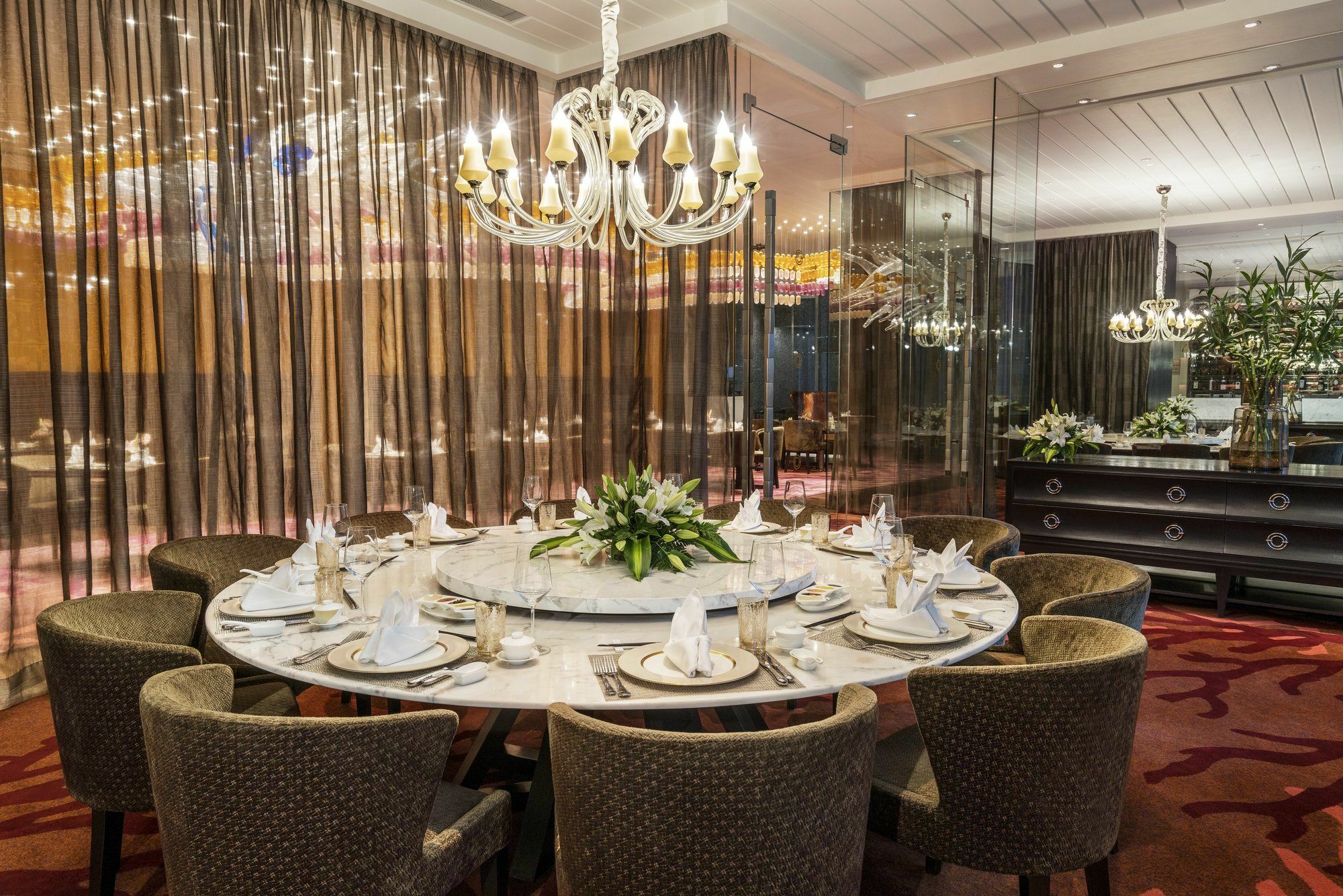 Отель Taj Santacruz Мумбаи Экстерьер фото A private dining room at a restaurant in Singapore